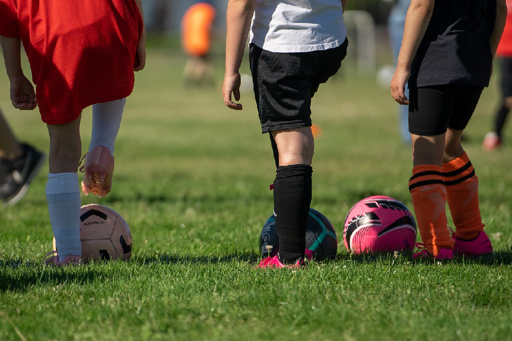 Ochraniacze piłkarskie dla dzieci – jakie wybrać?